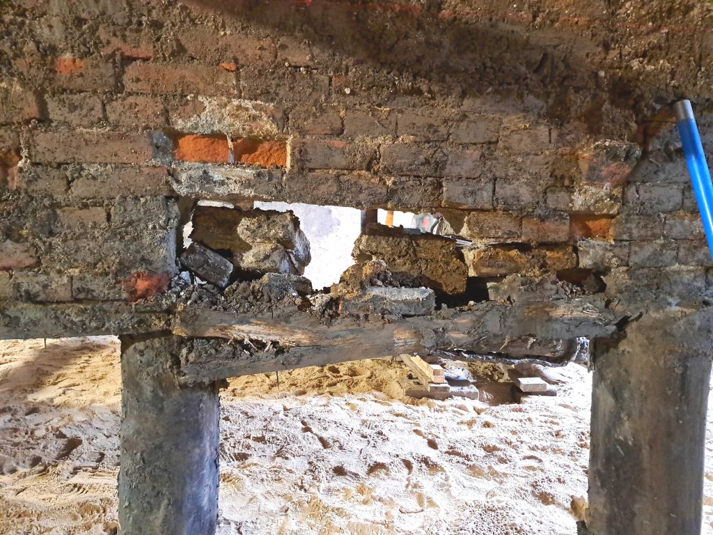 houten funderingspalen schade